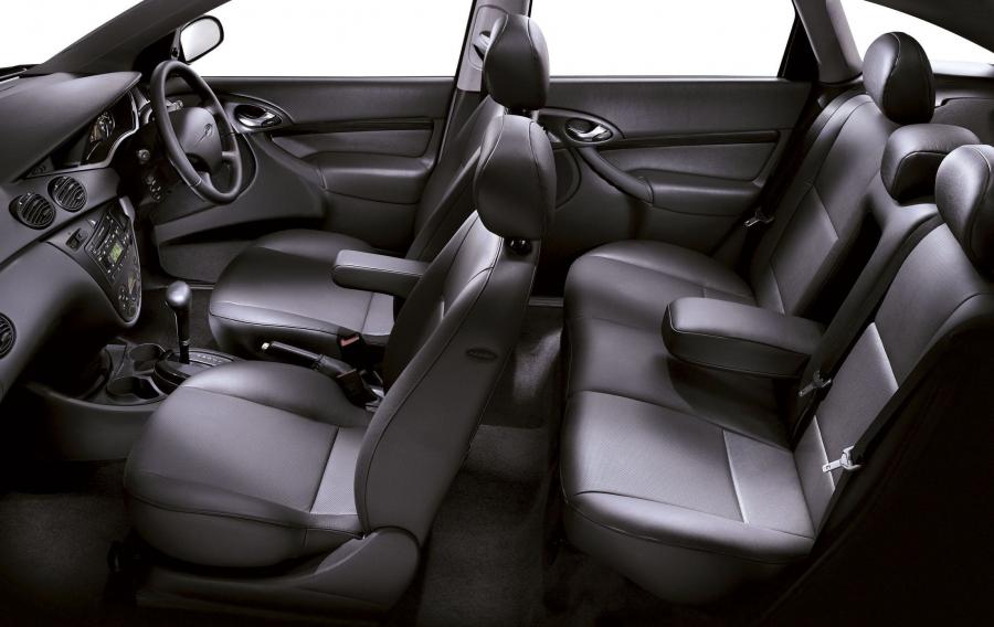  Ford Focus 2001 года  (фото 20 из 27)